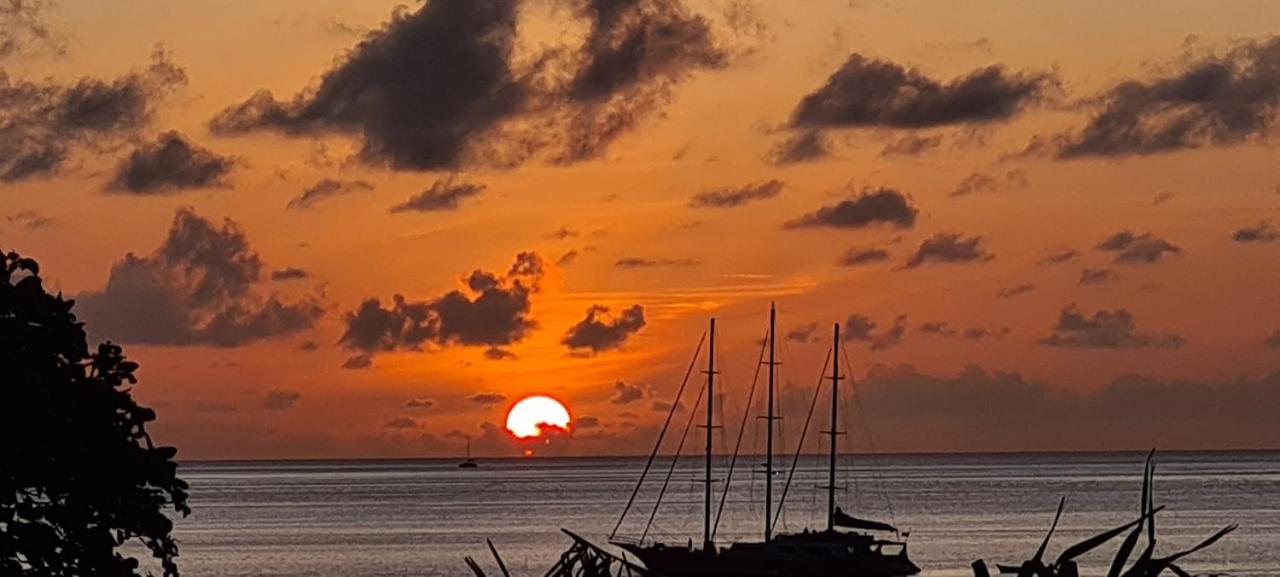 Harmony Self-Catering Apartments Beau Vallon  Buitenkant foto